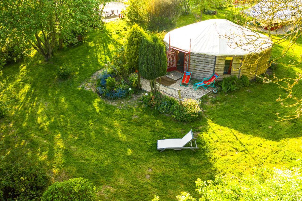 Au Bonheur Nomade Livry (Calvados) Exterior foto