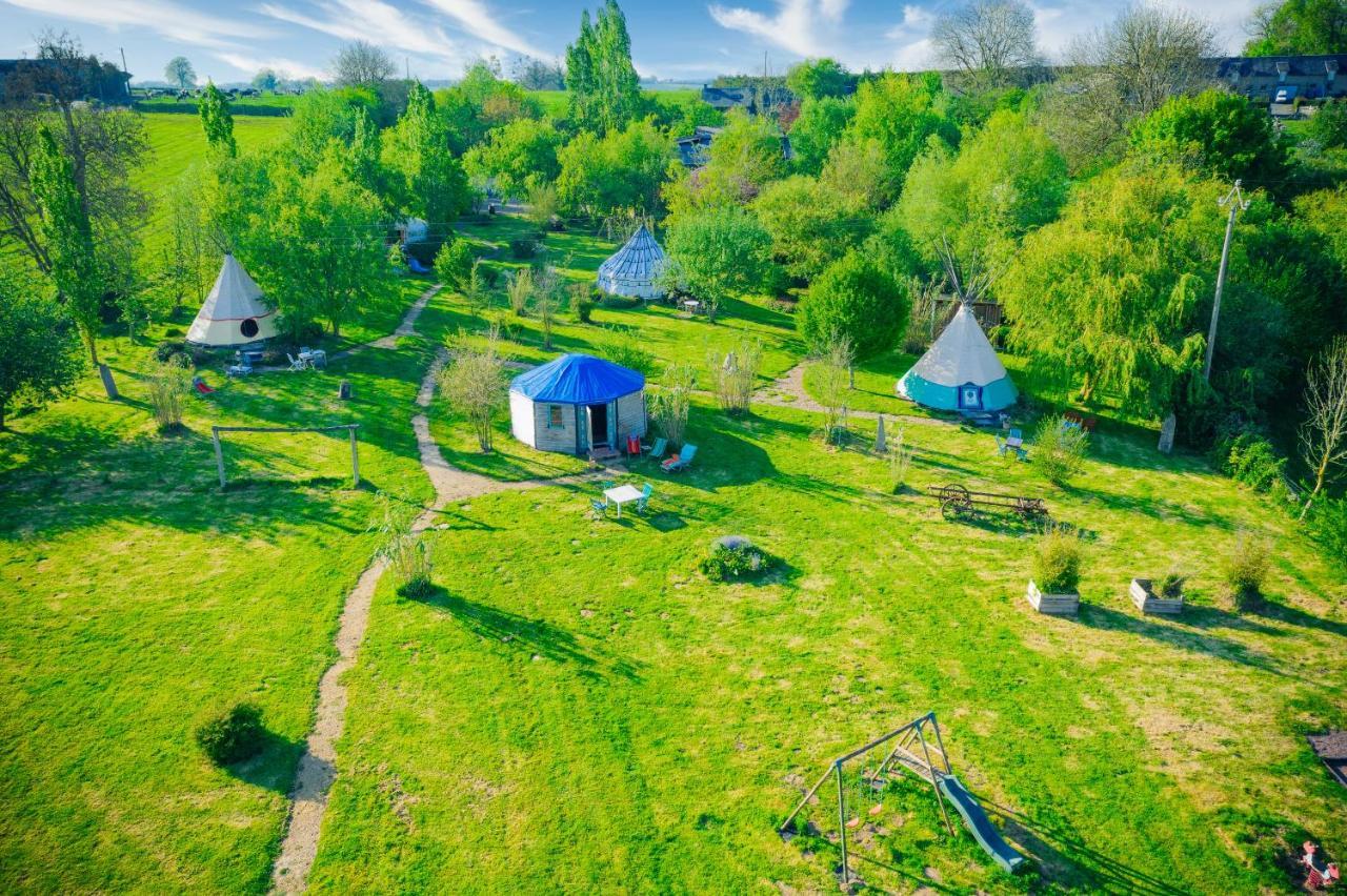 Au Bonheur Nomade Livry (Calvados) Exterior foto