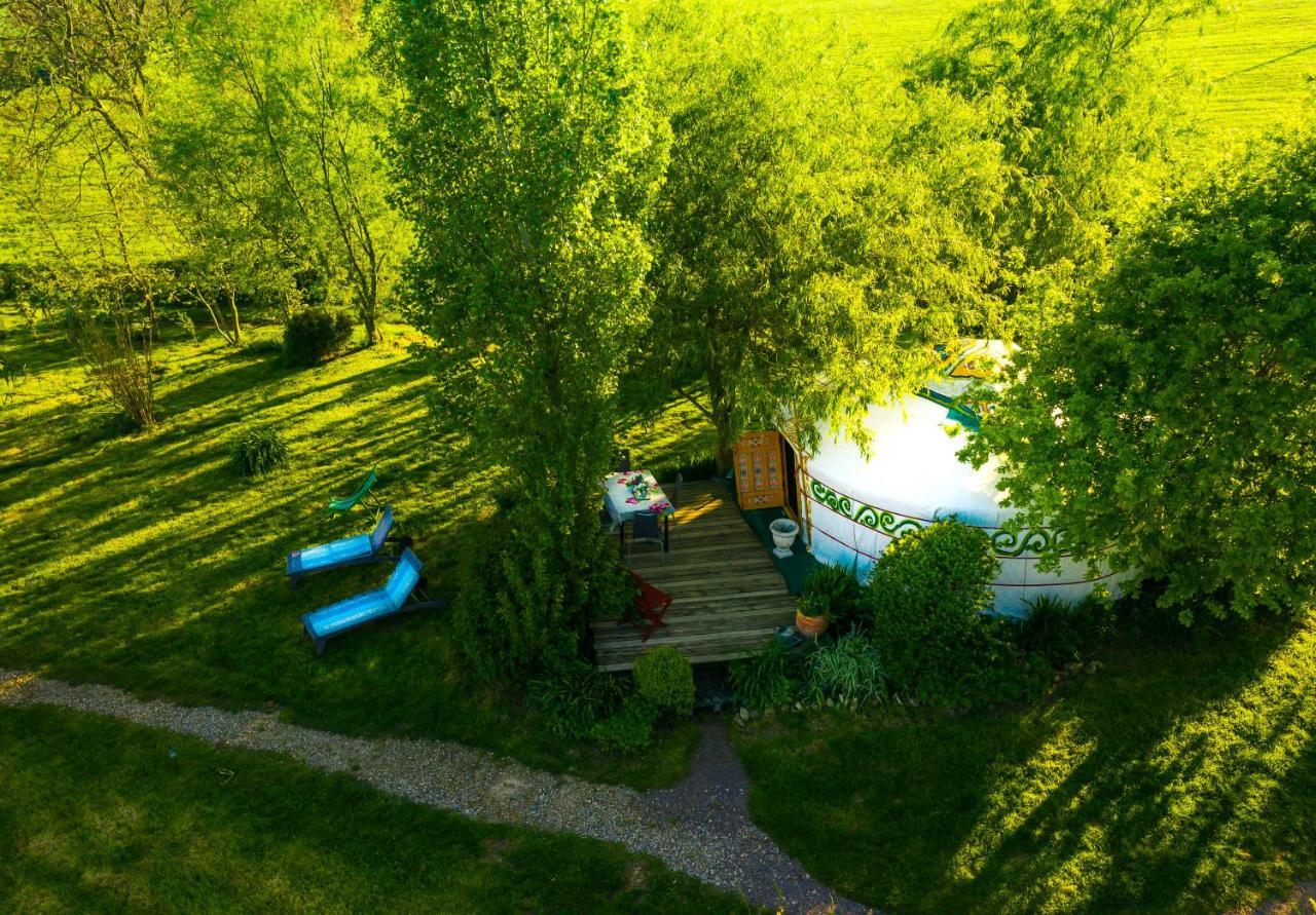 Au Bonheur Nomade Livry (Calvados) Exterior foto