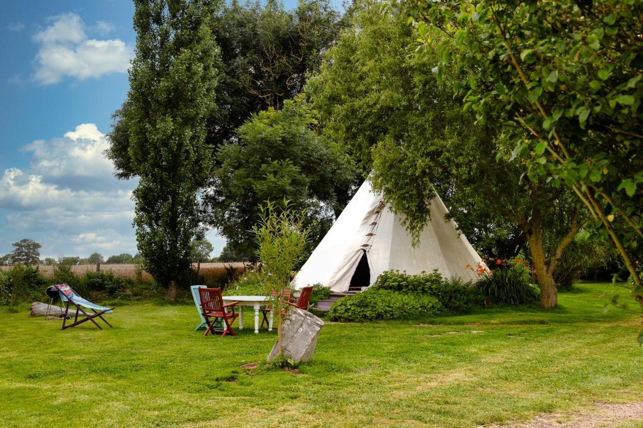 Au Bonheur Nomade Livry (Calvados) Exterior foto